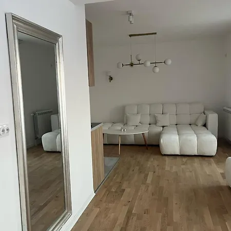 Old Fortress View Apartment